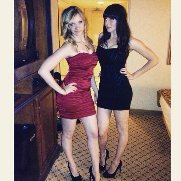 Mini Bebe dress - Picture 6 of 7